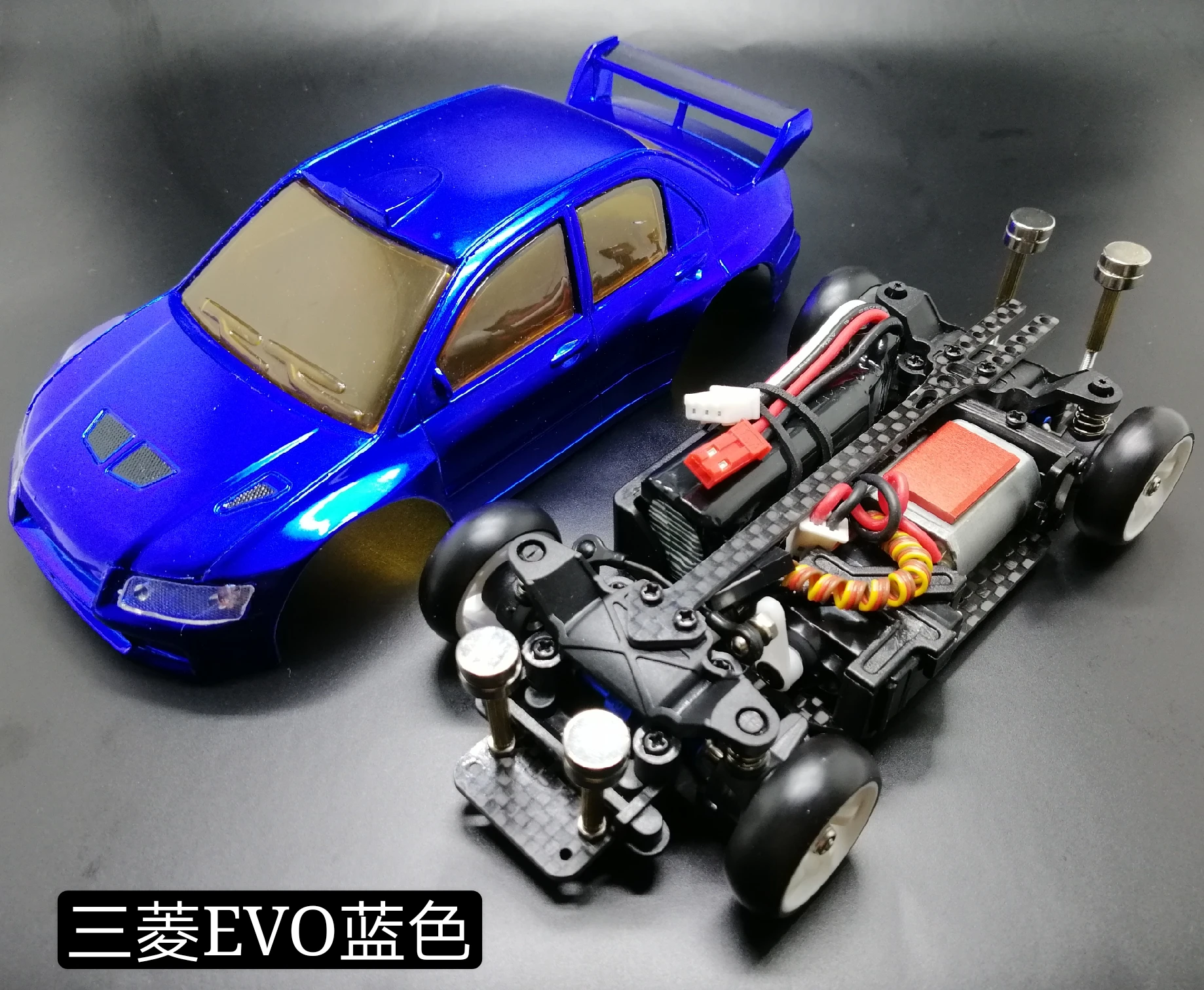 1/28 EVO RC Профессиональный Дрифт москитный автомобиль MINI-Q6 Дрифт москитный автомобиль DRZ мини D Mitsubishi автомобиль EVO синий