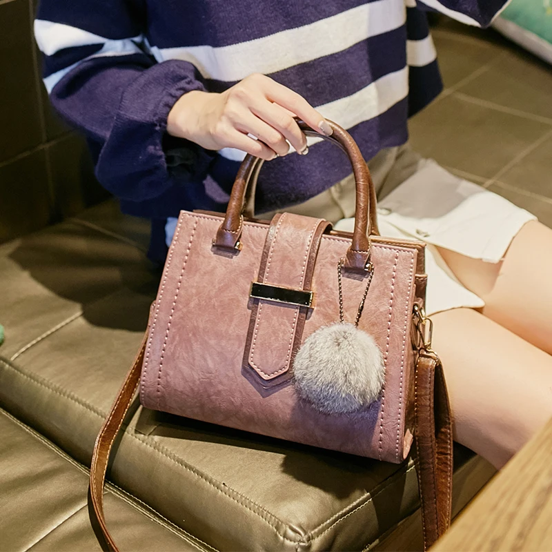 

Yuhua, 2020 new women handbags, simple fashion flap, trend tassel woman messenger bag, retro Korean version shoulder bag