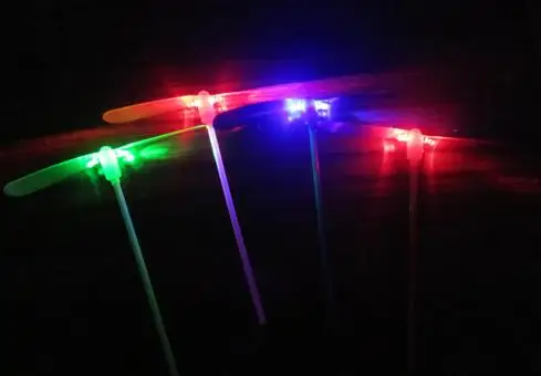 Светодиодная летающая игрушка стрекоза Пластиковый Вертолет бумеранг Детские