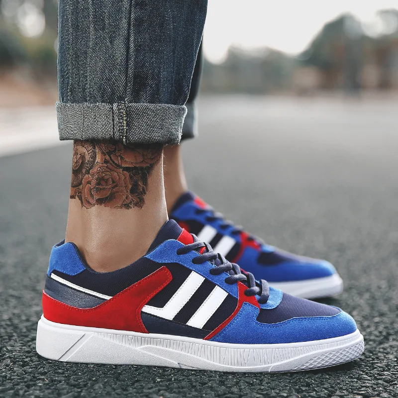 Новинка осени 2018 года Модные простые туфли на плоской подошве Мужская модная