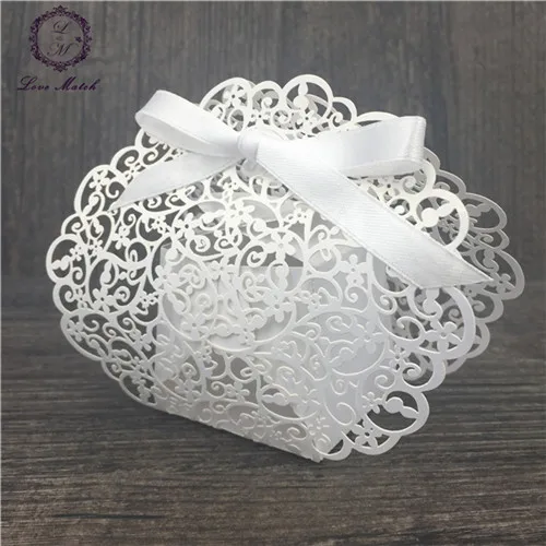 white 50 шт. Лазерная резка конфеты коробка упаковка для подарков для свадьбы подарочная коробка для цветов для пасха свадебные украшения - Цвет: white