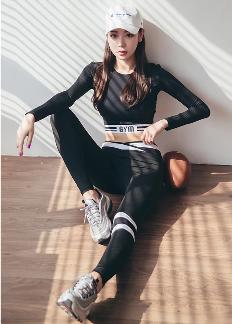 Женская спортивная одежда однотонный комплект с вышивкой для бега фитнеса