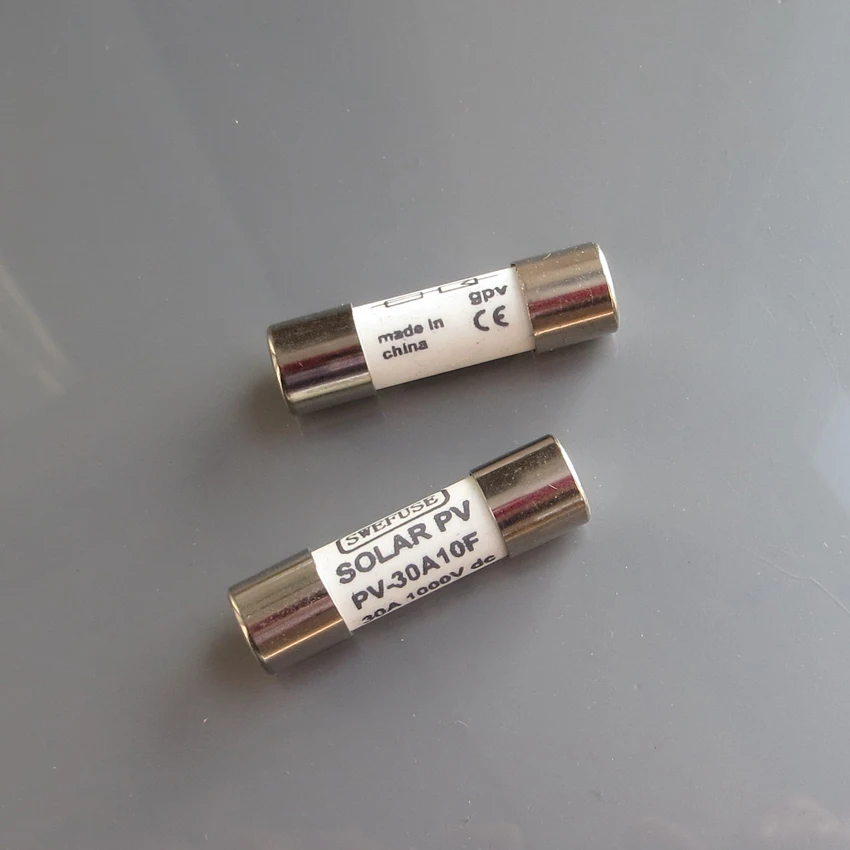 Металлический плавкий предохранитель для солнечных панелей 20 А 1000 В 10*38 мм 2 шт. |