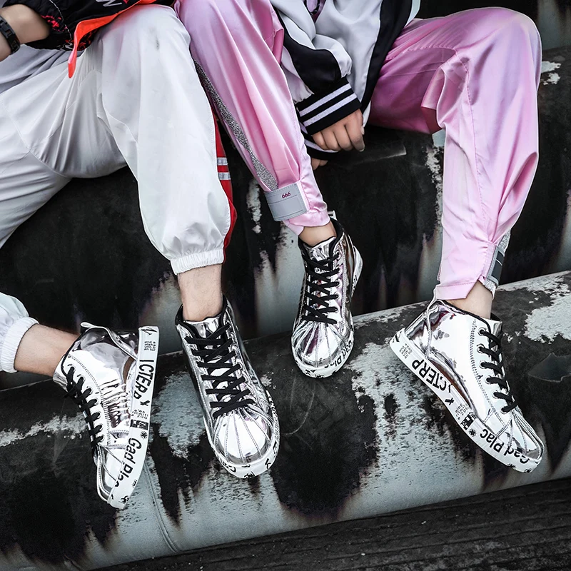 Кроссовки из лакированной кожи для влюбленных повседневная обувь тренировок