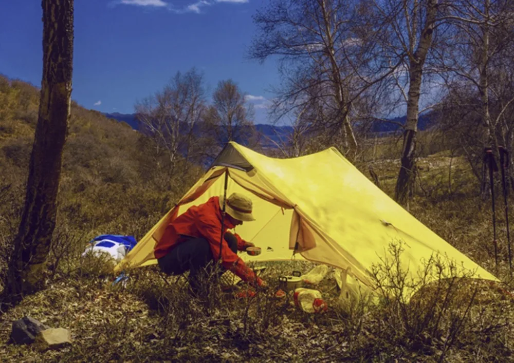 Verkaufen Licht Gewicht Rucksack Mit Doppel Schicht, Weiß/Gelb Bergsteigen Für 2 Person 3-Saison Wasserdichte Outdoor-Camping Zelt