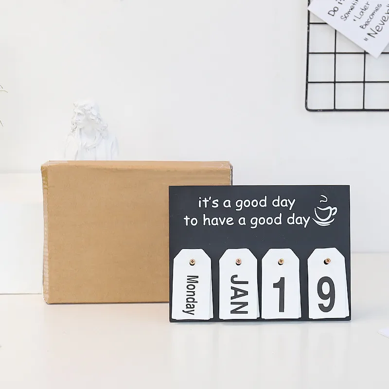 Скандинавский минимализм деревянная страница оформление календарей стол