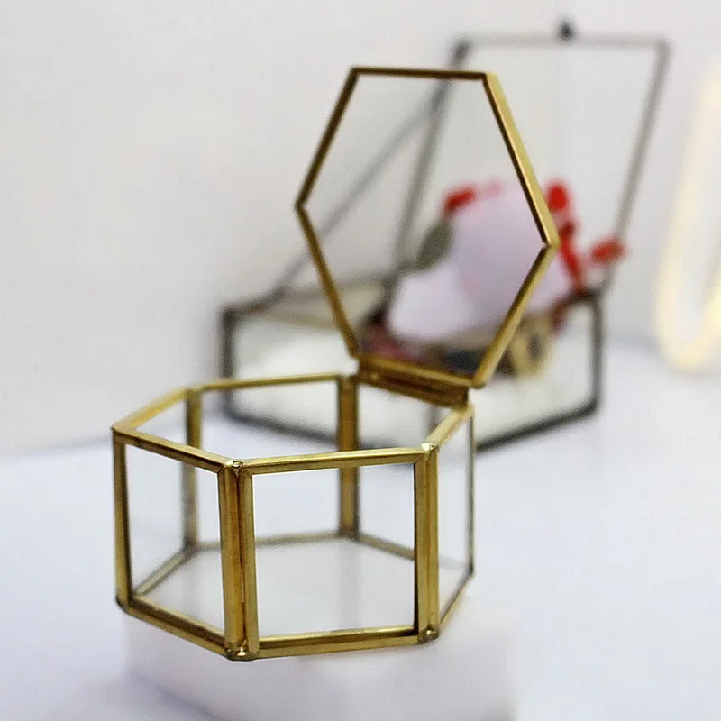 Стеклянный винтажный контейнер с геометрическим рисунком Свадебный декор