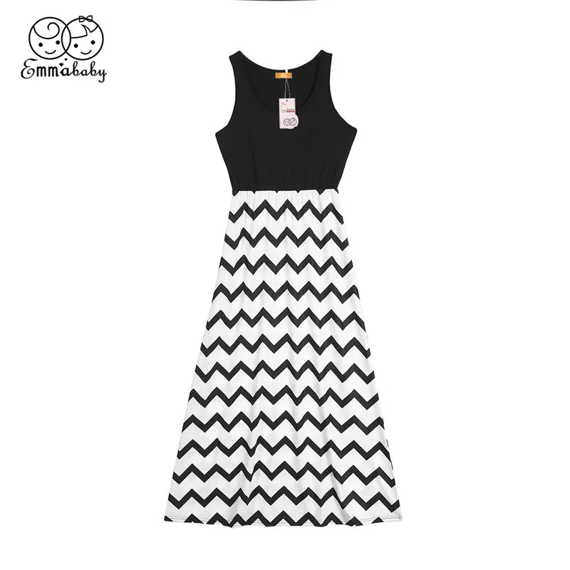 2018 Семейные одинаковые платья для мамы и дочки наряды полосатая семейная одежда