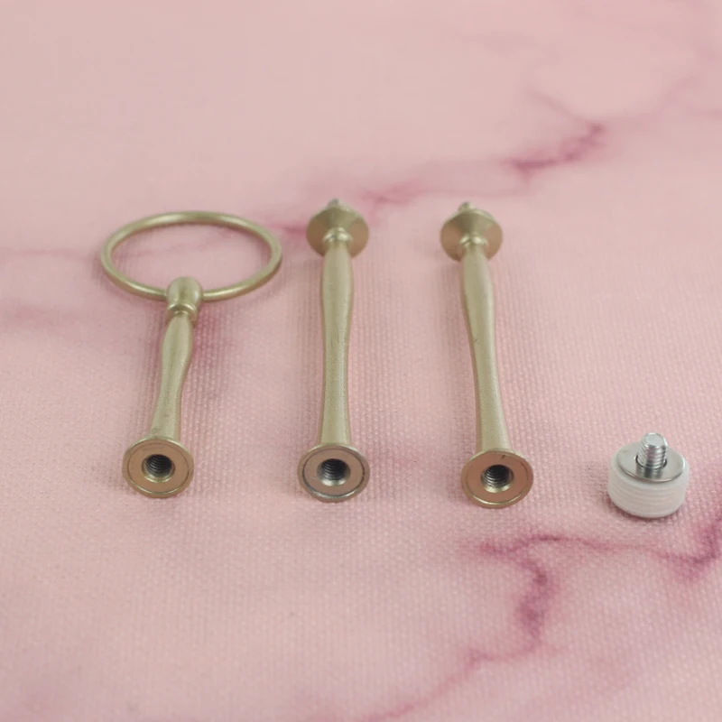 

Wholesale 3Tier Zinc Alloy Round Cupcake Stand Wedding Birthday Cake Stand Display Tower Kitchen Tools