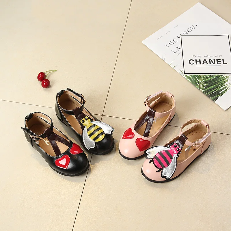 2020 для маленьких девочек с мультяшным пчелиным сердцем на плоской подошве из