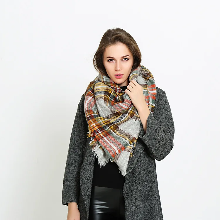 Шарф женский зимний из искусственного кашемира в клетку |