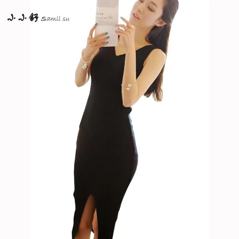 Женское трикотажное платье на бретелях белое черное или синее без рукавов с