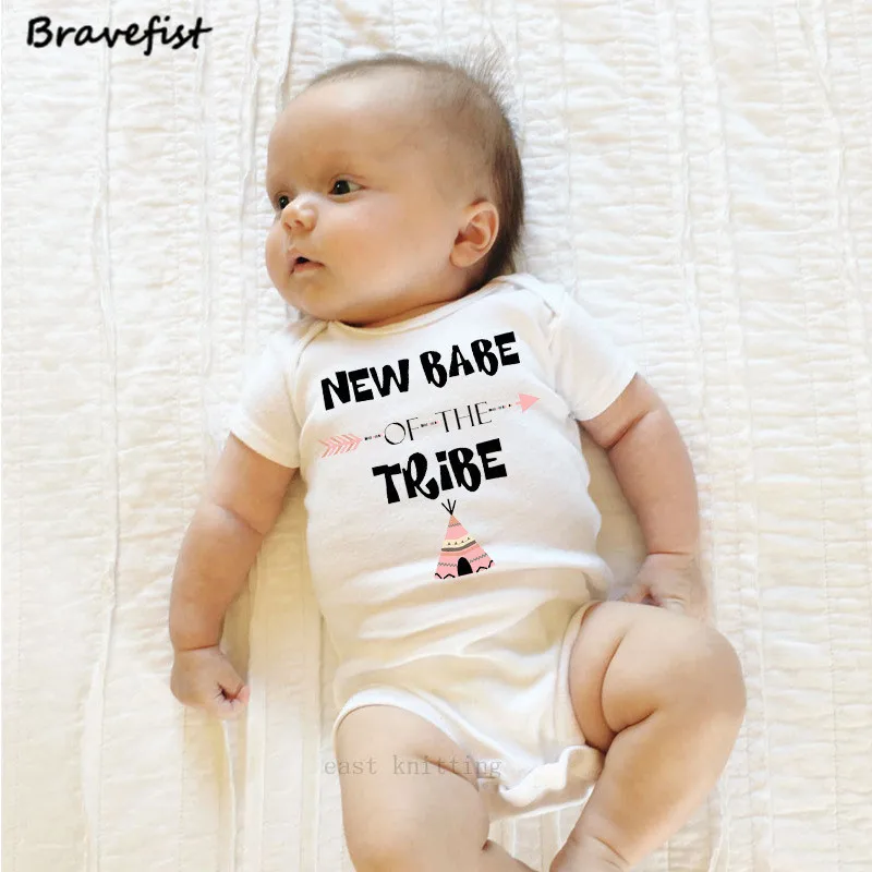 

Fashion Newborn Bodysuits 0-24Months Short Sleeve Infant Outfits New Baby To The Tribe Letters Print Kid Jumpsuits Summer Onesie