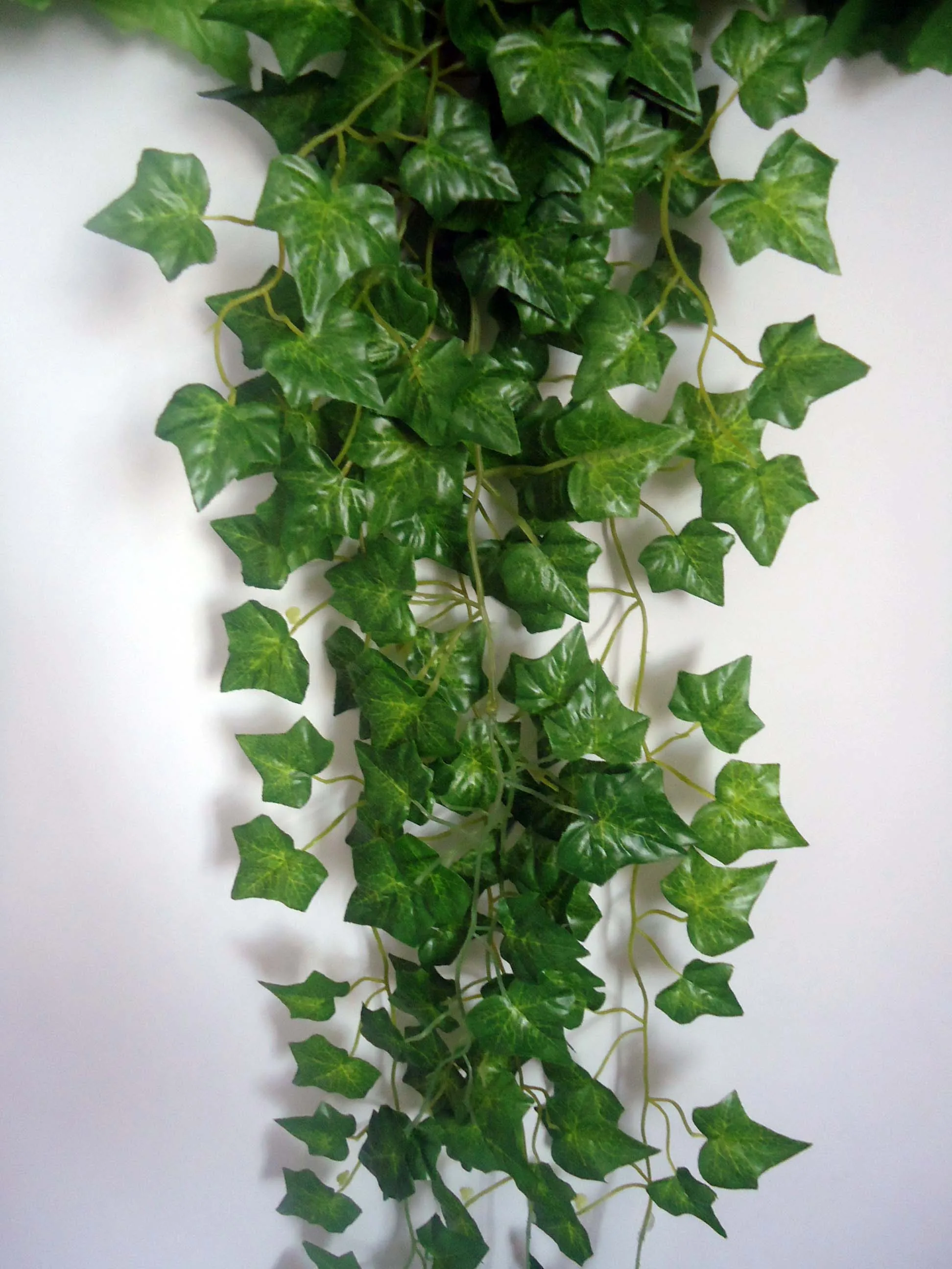 Имитация ветвей бегонии Ivy с монтировкой на стену, декоративные цветы и растения виноградника длиной 2 метра, 12 штук в упаковке.