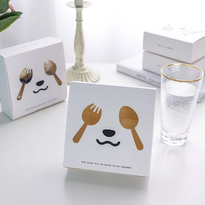 Милый медведь Подарочная коробка нож и вилка открытое окно конфеты шоколад