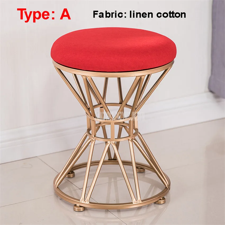 Red A type Круглый стул для макияжа, пуфик, мягкая подушка, Луи Мода, минималистичный Европейский стиль, железный арт, мебель для спальни - Цвет: Red A type