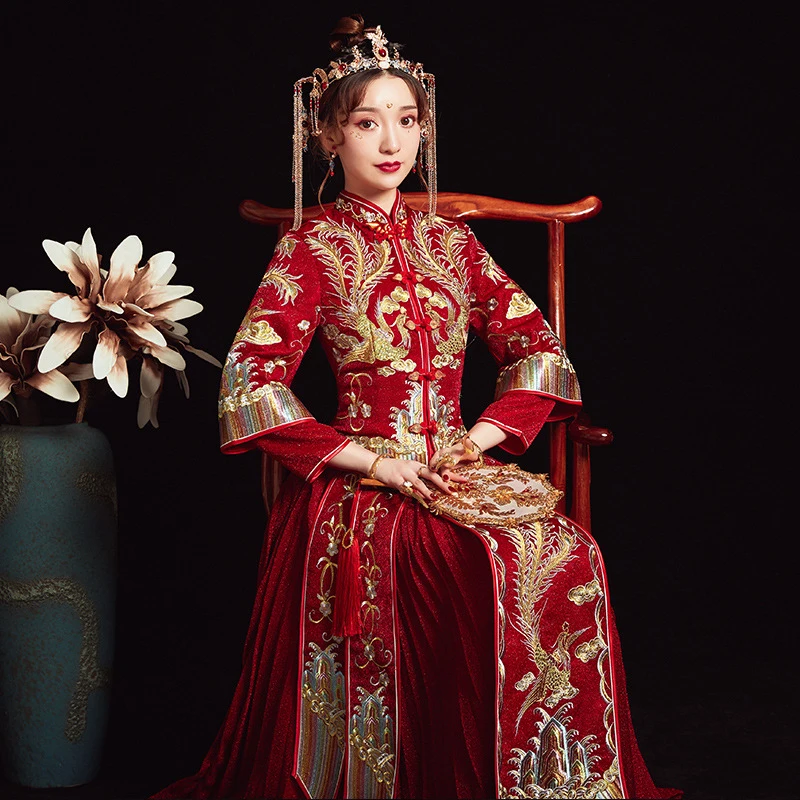 Изысканной вышивкой Украшенные стразами чехонг-костюм Hanfu Костюмы Традиционный китайский Для женщин свадебное платье высокое качественное платье Ципао