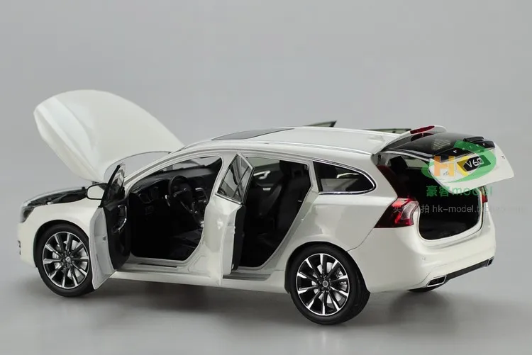 1/18 Volvo V60 T5 универсал сплава литья под давлением модель автомобиля SUV игрушки для детей рождественские подарки коллекция Оригинальная коробка