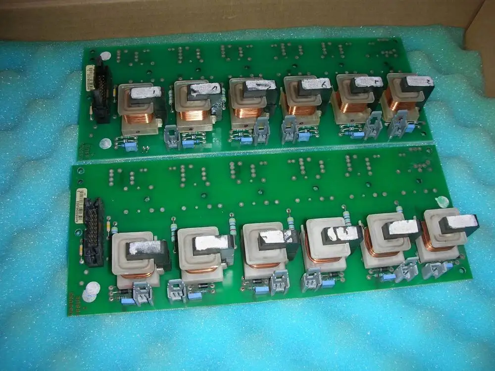 

1 шт. используется Континентальный AH055036U003/AH055036U103