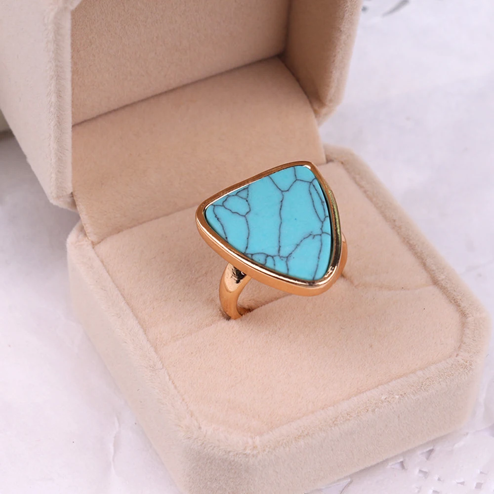Vansno The new retro alloy triangular ring with pine stones is a popular all-purpose | Украшения и аксессуары