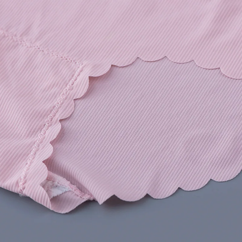 Женские трусики со средней посадкой Однотонные трусы боксеры с закругленными