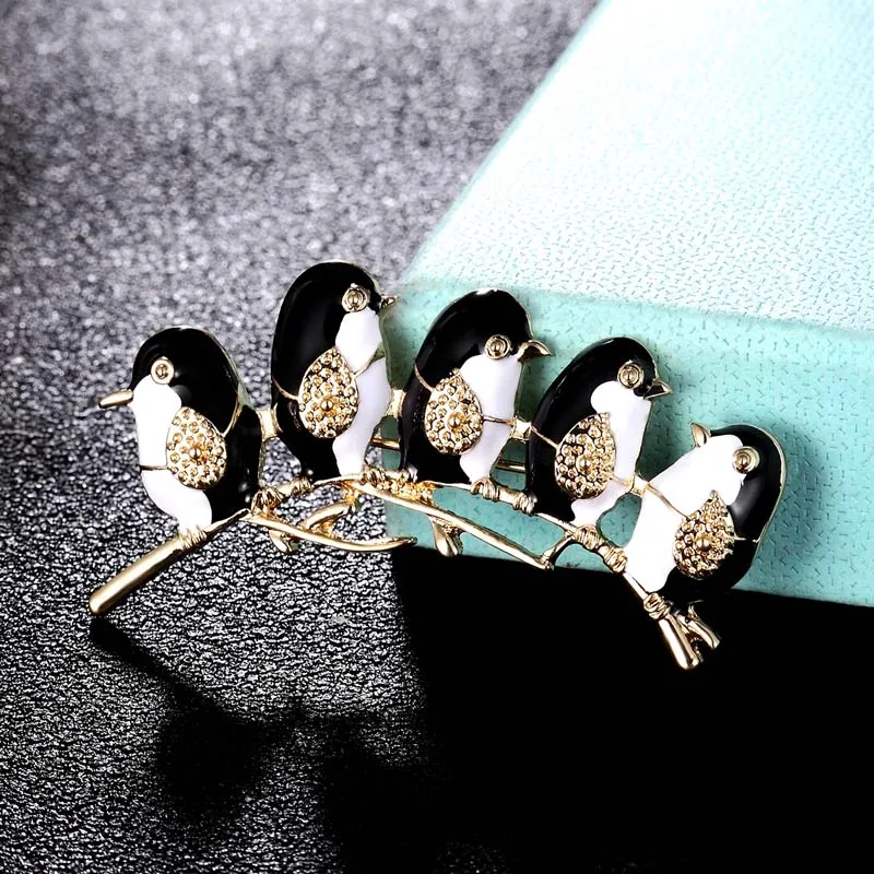 Zlxgirl perfect men's brooches jewelry blue and jet five birds shape carton scarf pins fashion hats jewellery | Украшения и