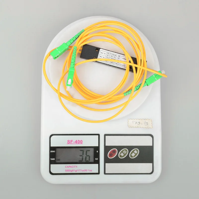 Оптоволоконный сплиттер 1 : 2 SC APC Соединительная кассета PLC 1x2 ABS коробка