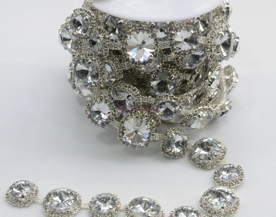 

2.3cmDrilling gembling rhinestone sticker sheets luxurious phone case decor Self Adhesive Scrapbooking Sticker shoes decoration