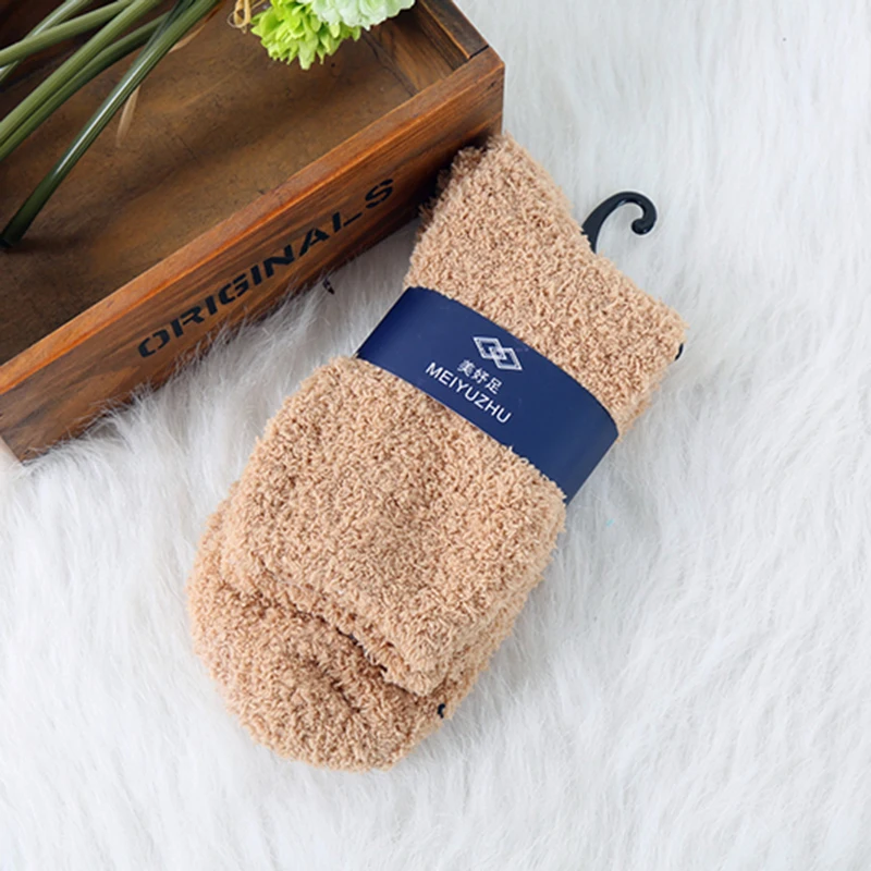 Теплые мужские носки средней длины одноцветные супер мягкие тапочки высокое