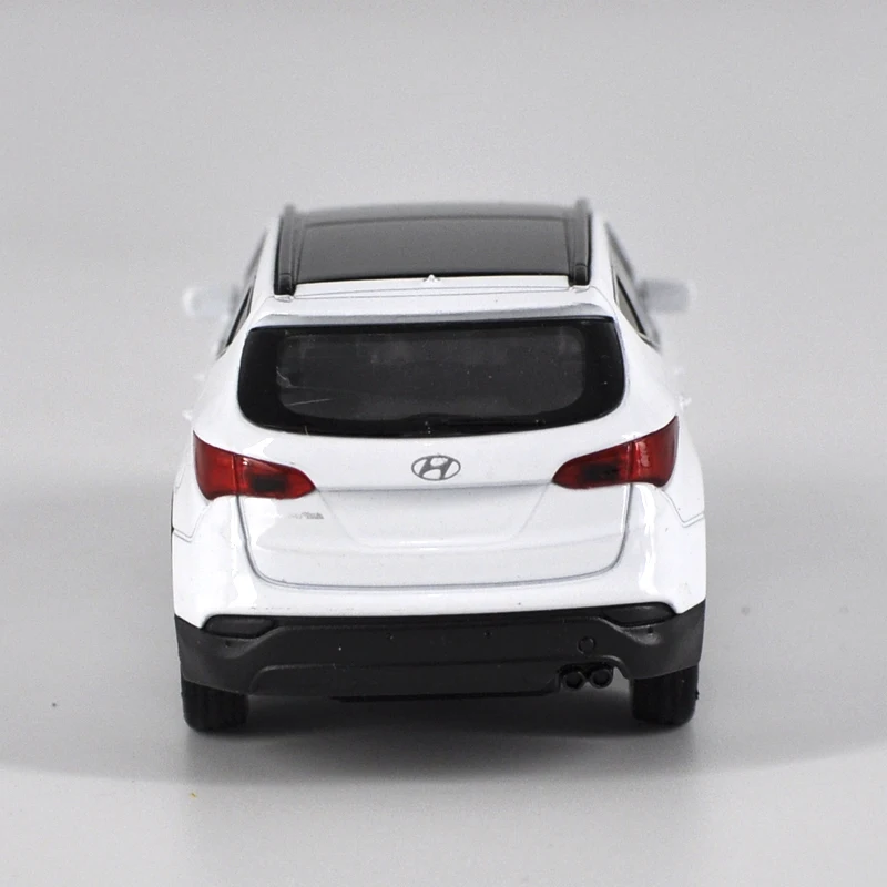 Высокая моделирования суперкар 1:36 Масштаб сплава отступить Hyundai мотор Wins