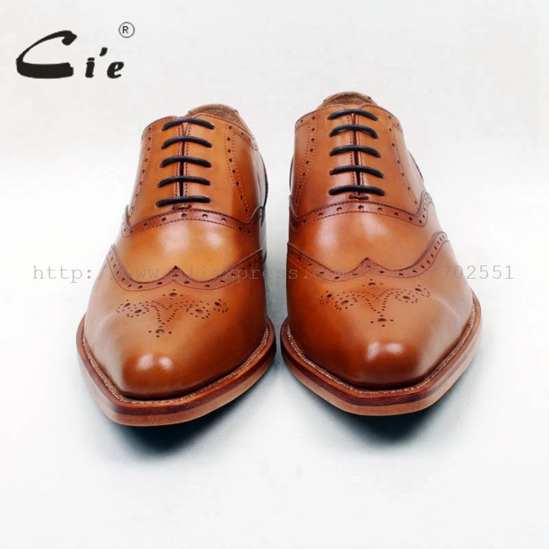 Мужские туфли-оксфорды на шнуровке с острым носком | Обувь