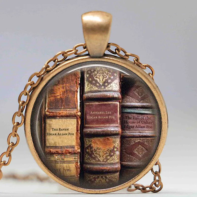 Ожерелье с подвеской в виде книги логотипом Эдгара Аллана По Литературная поэма