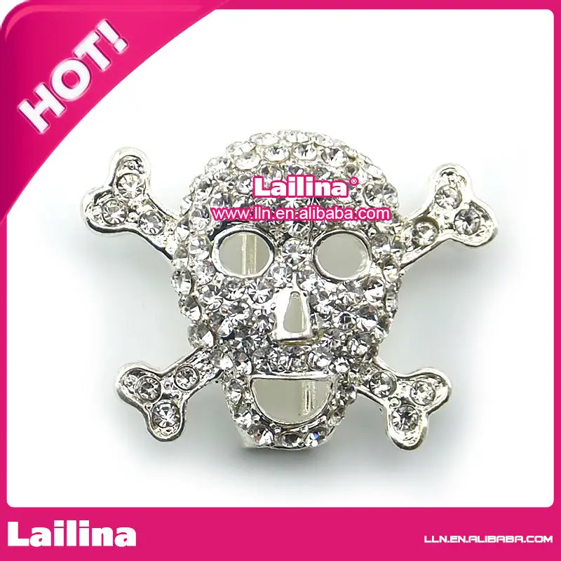 

Top sell metal and crystal Halloween skull head Brooch for party decoration