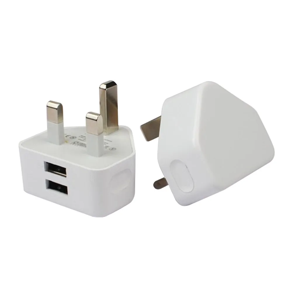 Штепсельная вилка Великобритании с двумя портативными белыми портами USB для