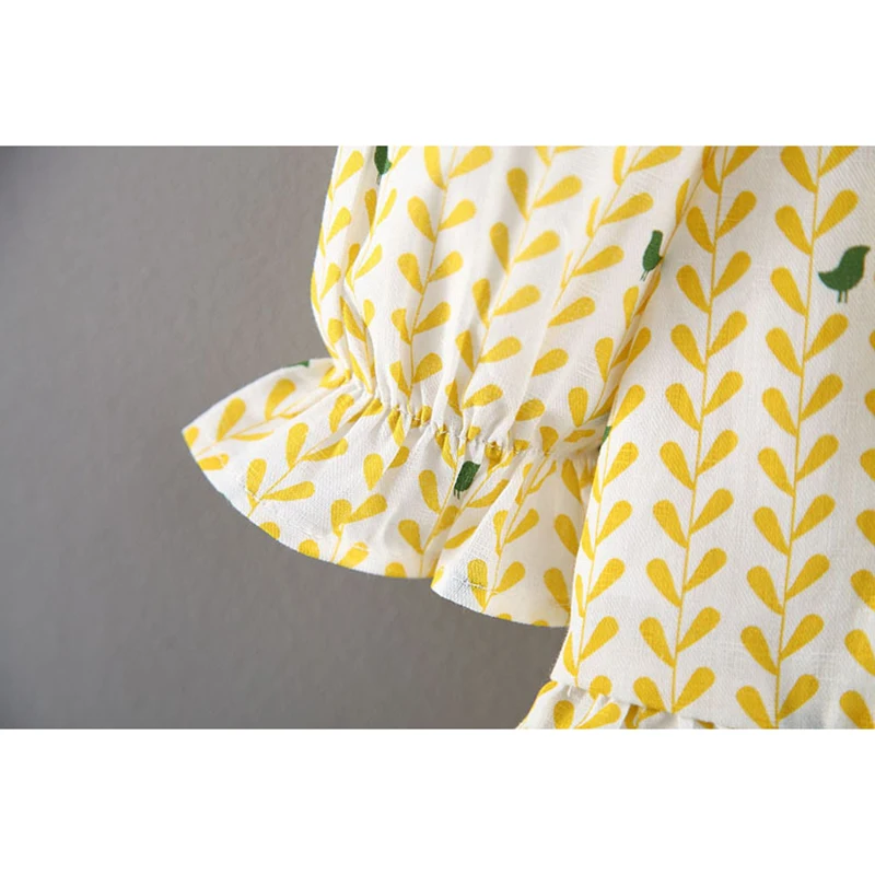 Милый комплект для маленьких детей новинка 2020 года Корейская одежда с бантом и