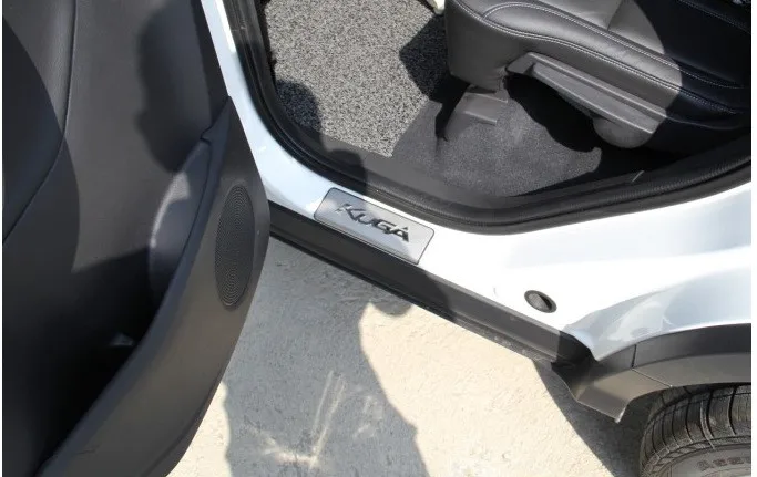 304 Накладка на порог боковой двери из нержавеющей стали подходит для Ford Kuga Escape 2012 2013 автомобильные аксессуары