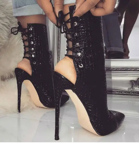 

Лидер продаж, ботинки на высоком каблуке с острым носком, черные кожаные ботильоны на шнуровке, женские ботинки для верховой езды на тонком ...