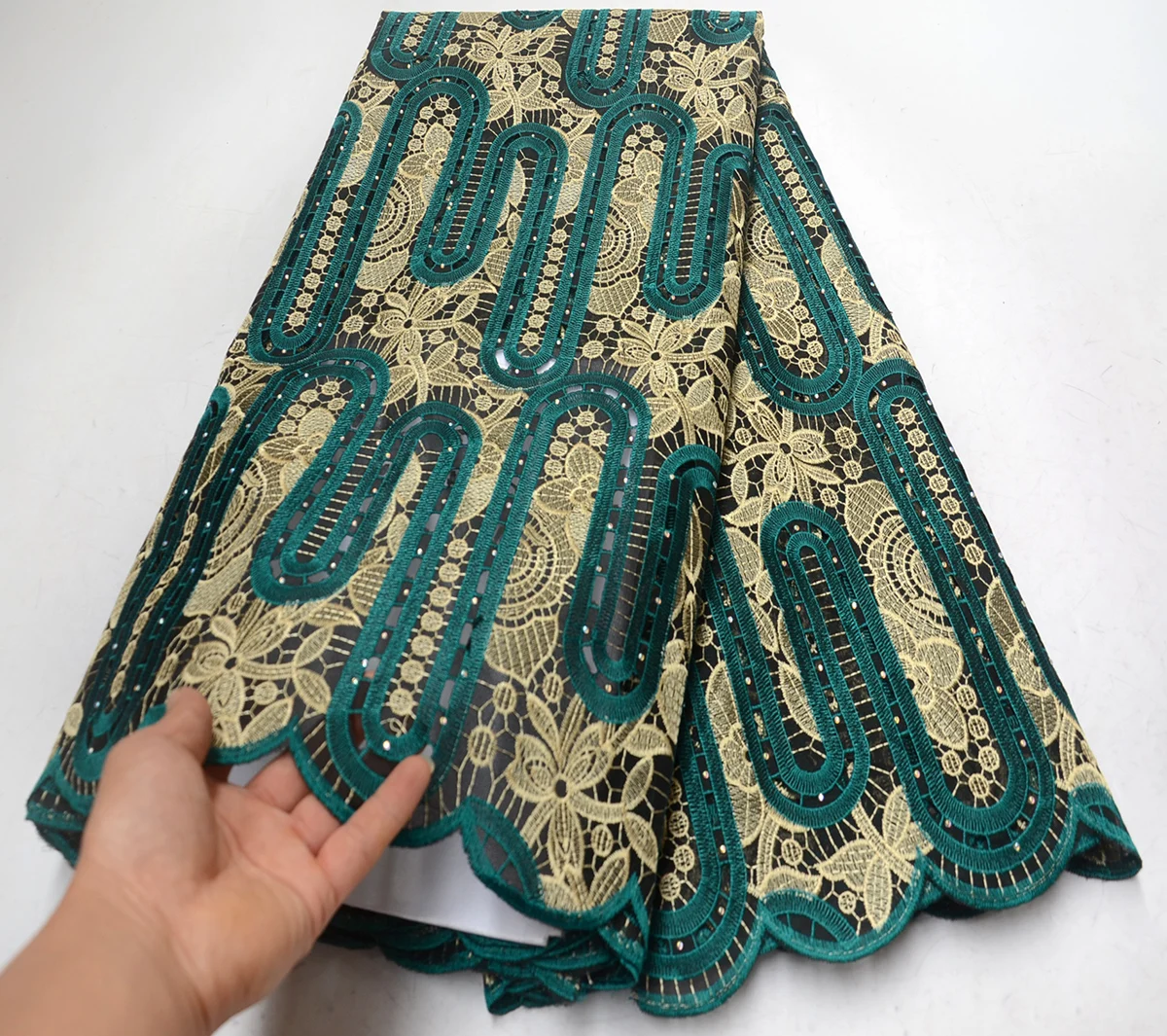 

Nigerian Fuchsia Lace Fabric 2019 Fashion High Quality Cord Lace Fabric Embroidery African Guipure Cord Lace Fabric Party dress