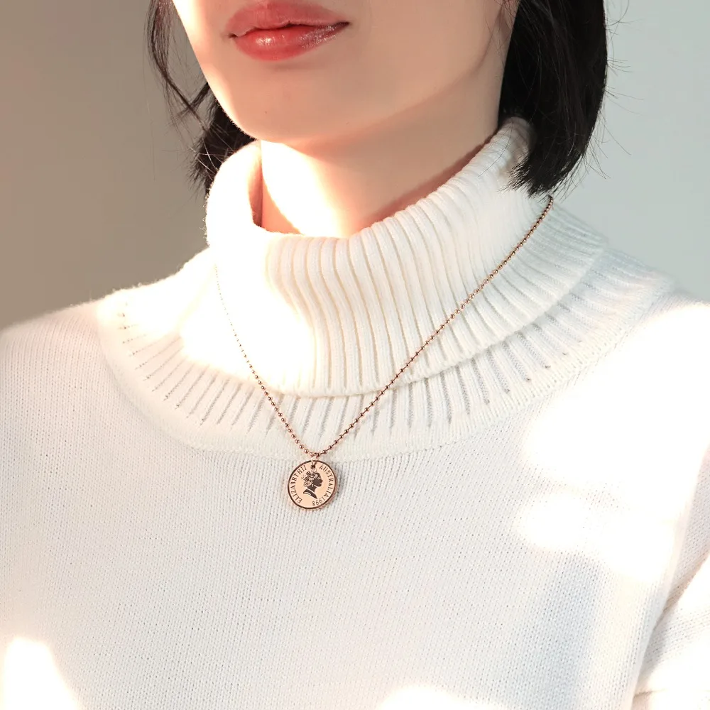 Stainless steel Coin Necklace Queen Elizabeth Rose Titanium lady short chain pendant Necklaces women Jewelry | Украшения и