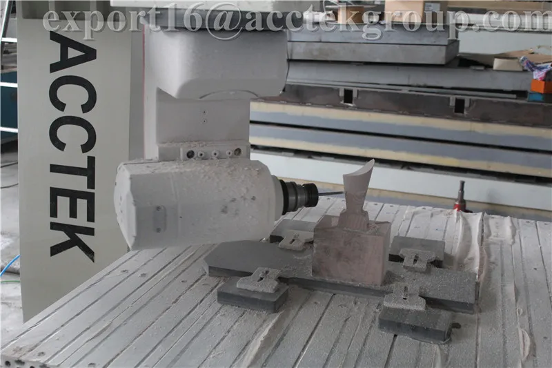AccTek Заводская поставка 5 оси 5d 4d 3d Дерево камень резки ЧПУ маршрутизатор машина для мебели 1200*1200 мм