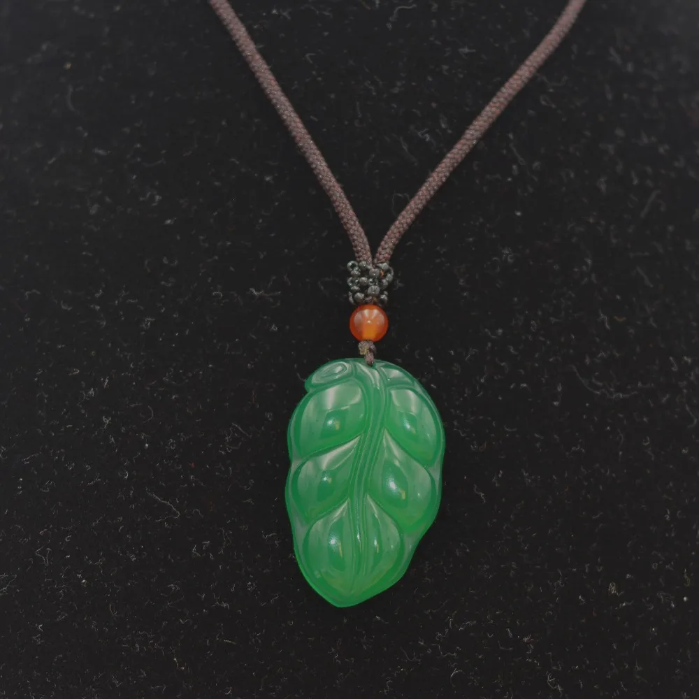 Женское ожерелье с подвеской из нефрита кулон натурального зеленого халцедона в