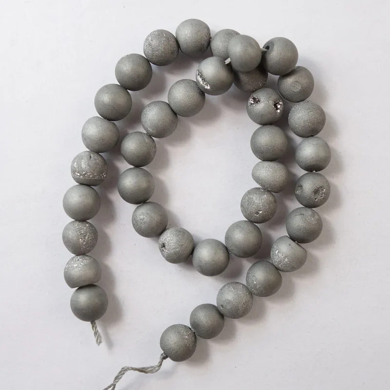 1 нитка 6 мм Металлические серые с титановым покрытием натуральные Druzy кварцевые