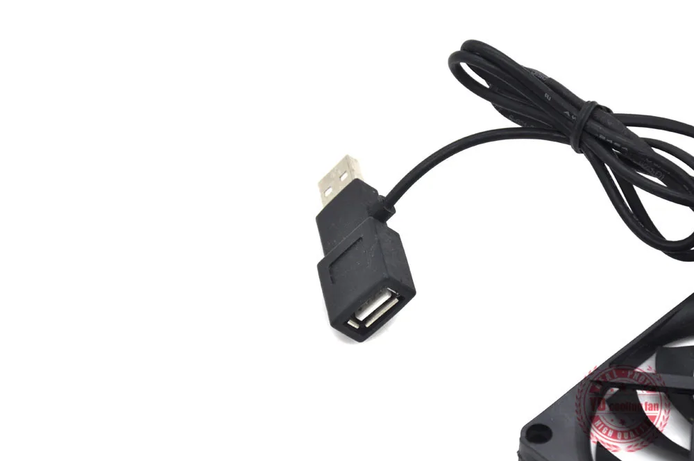 Используется cooler master A8010-20RA-2JN-F1 5V 0.25A 8010 8 см ультратонкий бесшумный вентилятор охлаждения