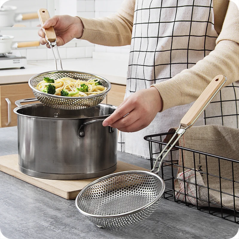 Stainless steel flour sifter Sieve Colanders S/M/L/XL Size Fine Mesh Wire oil strainer pot Frying Basket for baking Cooking Tool