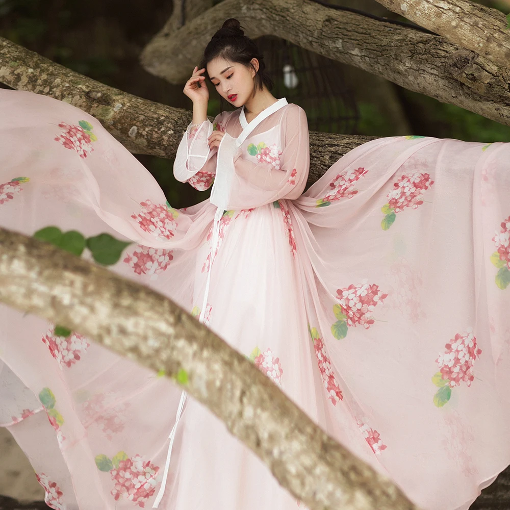 Женское платье с поясом длинное пляжное из шифона длинным рукавом и цветочным