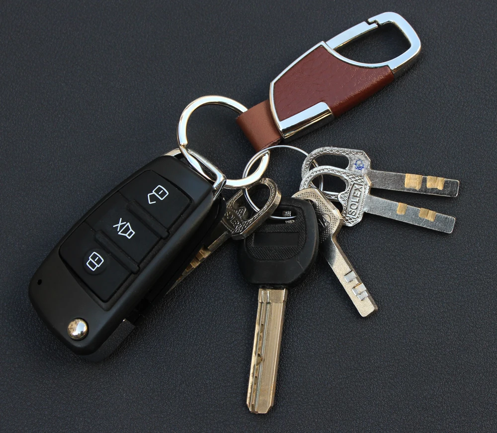 Ключ для автомобиля. Ключ автомобильный. Ключи от машины. Красивый автомобильный ключ. Маша с ключами.