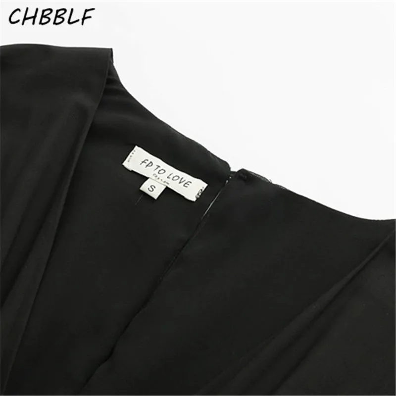 Женское мини-платье CHBBLF Черное с треугольным вырезом и поясом-бабочкой