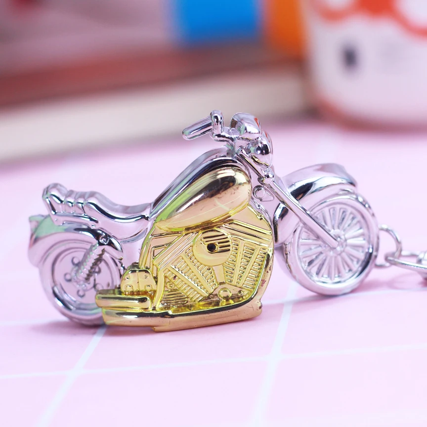 2021 знаменитый бренд мужские студенты Сплав мотоцикл флип-Брелок кварцевые