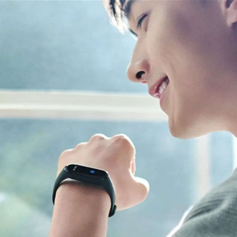 Смарт-браслет Xiaomi Mi Band 4 фитнес-трекер с пульсометром цветной экран 2019 дюйма Bluetooth