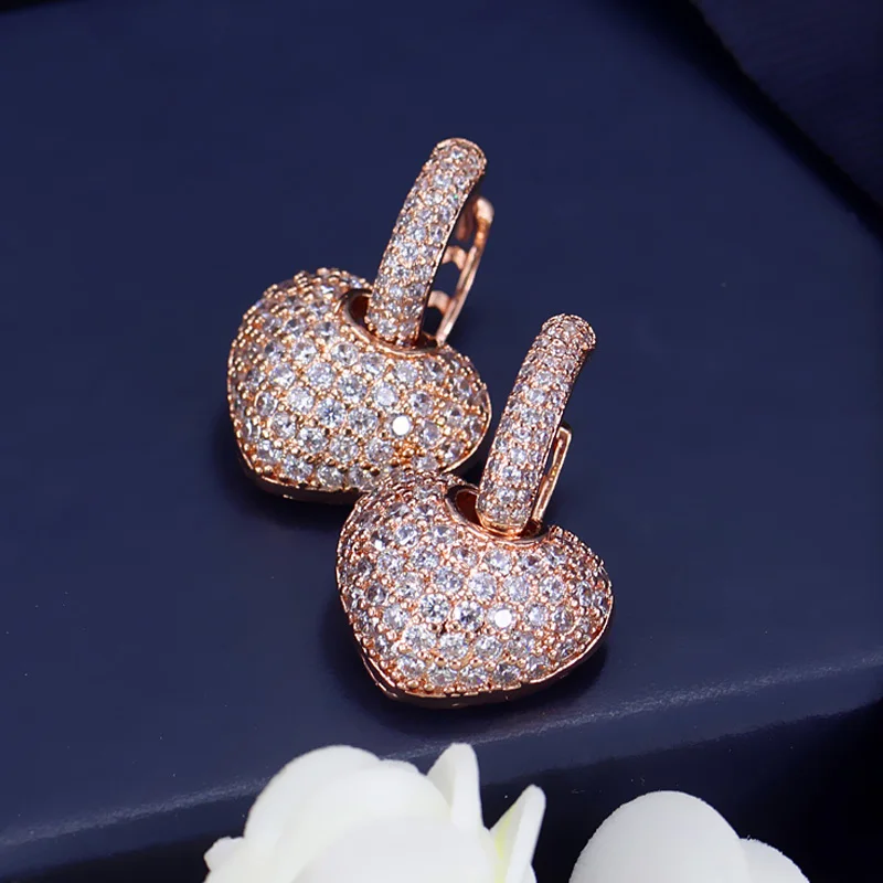 ANGELCZ Мода Серьга кольцо с сердцем серьги микро украшенное кубическими камнями циркония Роза маленький золотого цвета Висячие серьги для женщин AE121